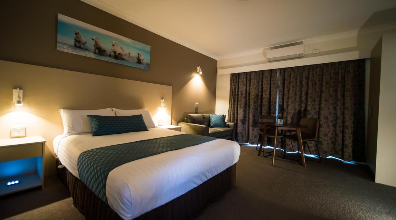 Hamilton'S Queanbeyan Motel 외부 사진