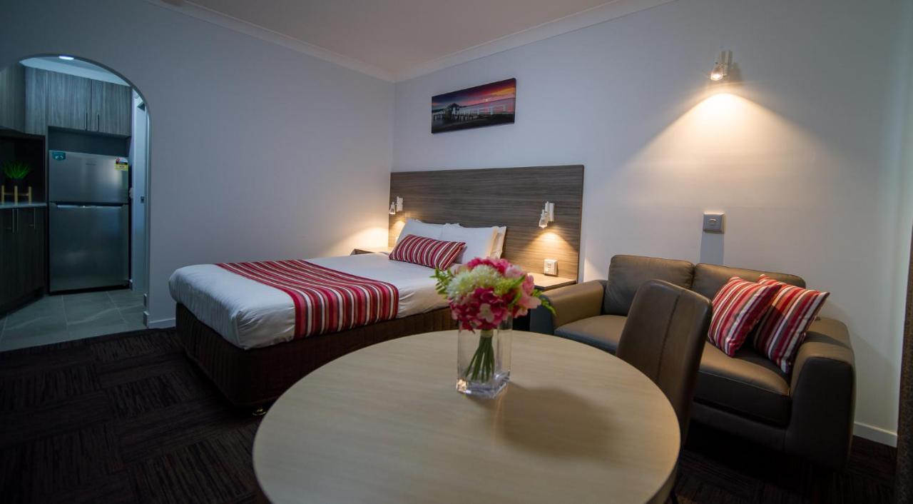 Hamilton'S Queanbeyan Motel 외부 사진