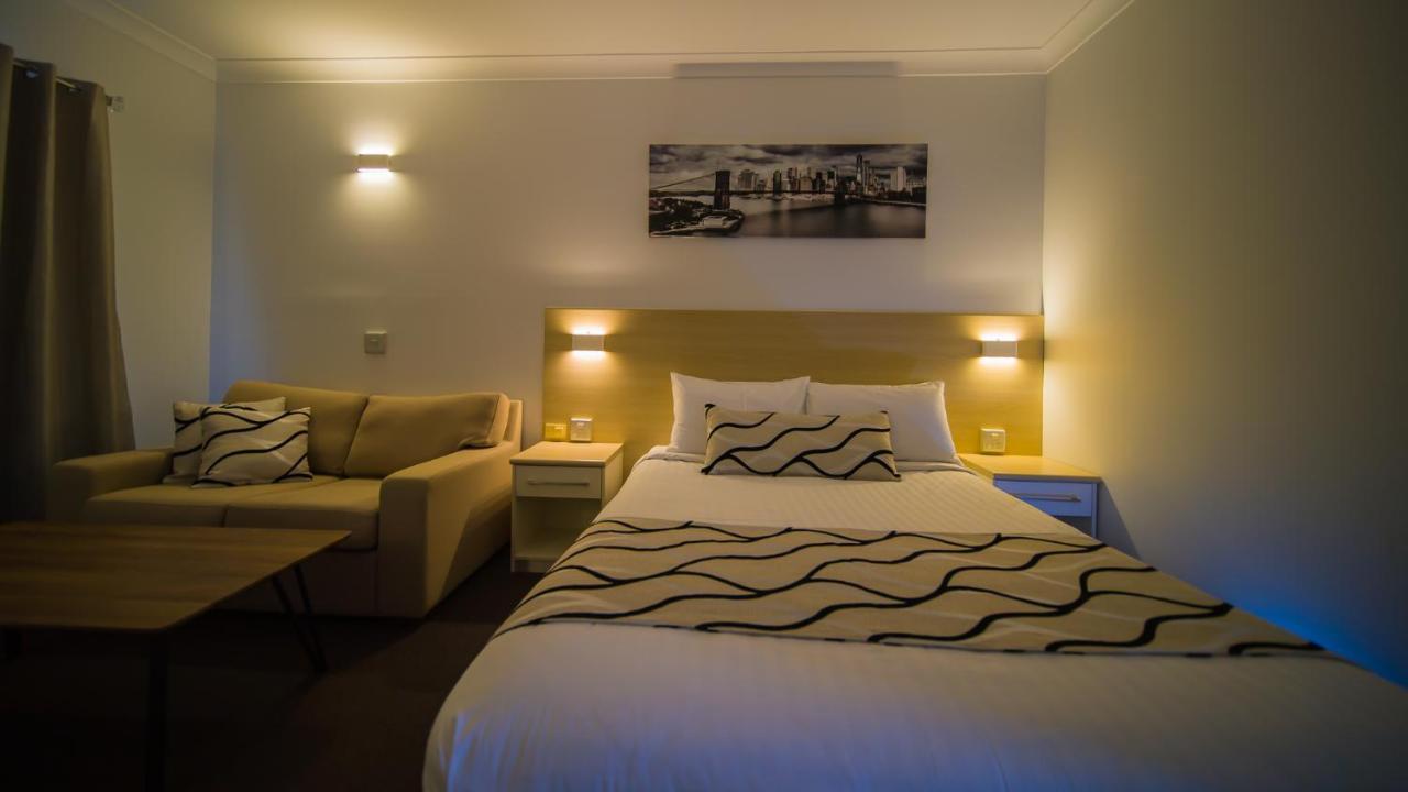Hamilton'S Queanbeyan Motel 외부 사진