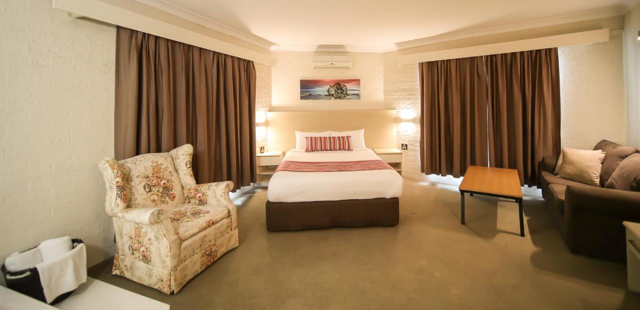 Hamilton'S Queanbeyan Motel 외부 사진