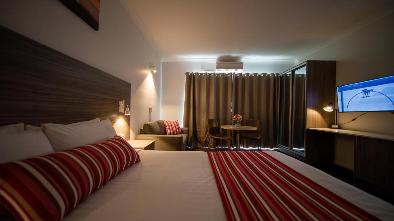Hamilton'S Queanbeyan Motel 외부 사진