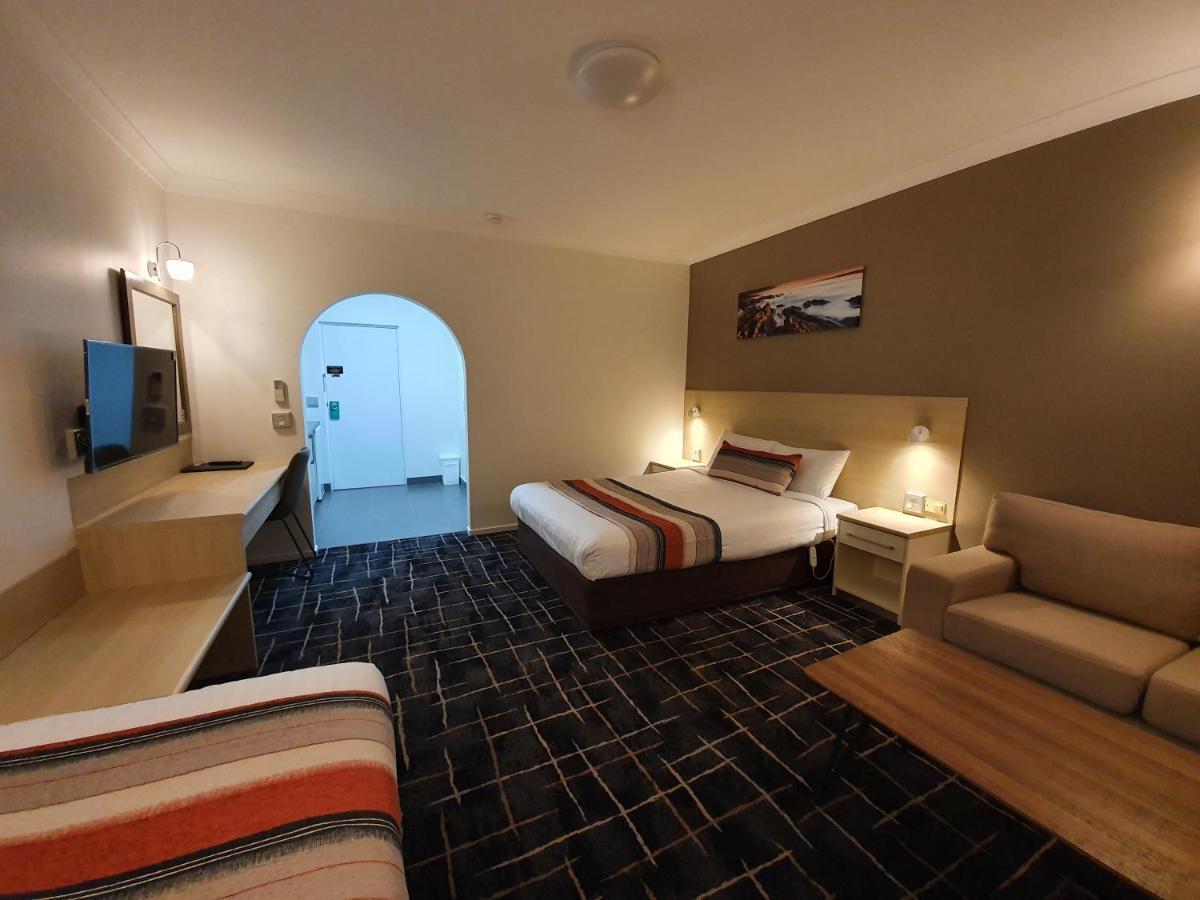 Hamilton'S Queanbeyan Motel 외부 사진