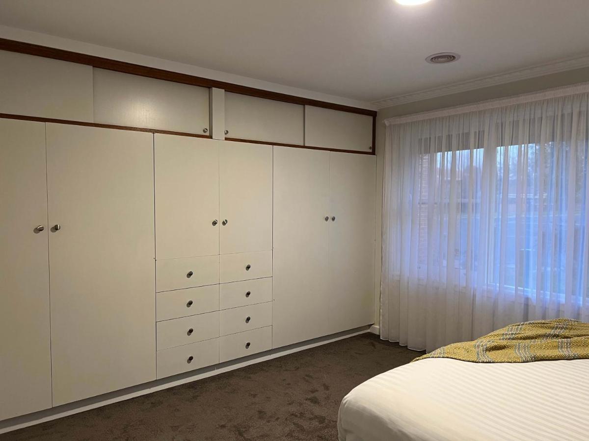 Hamilton'S Queanbeyan Motel 외부 사진