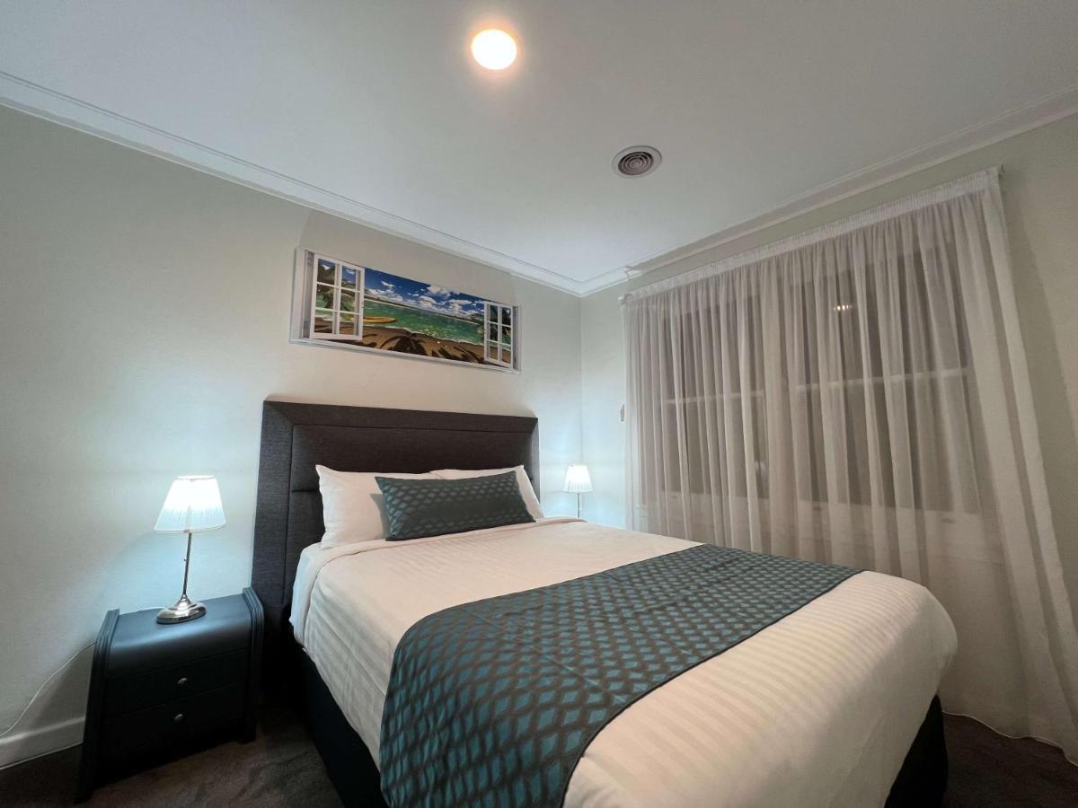 Hamilton'S Queanbeyan Motel 외부 사진