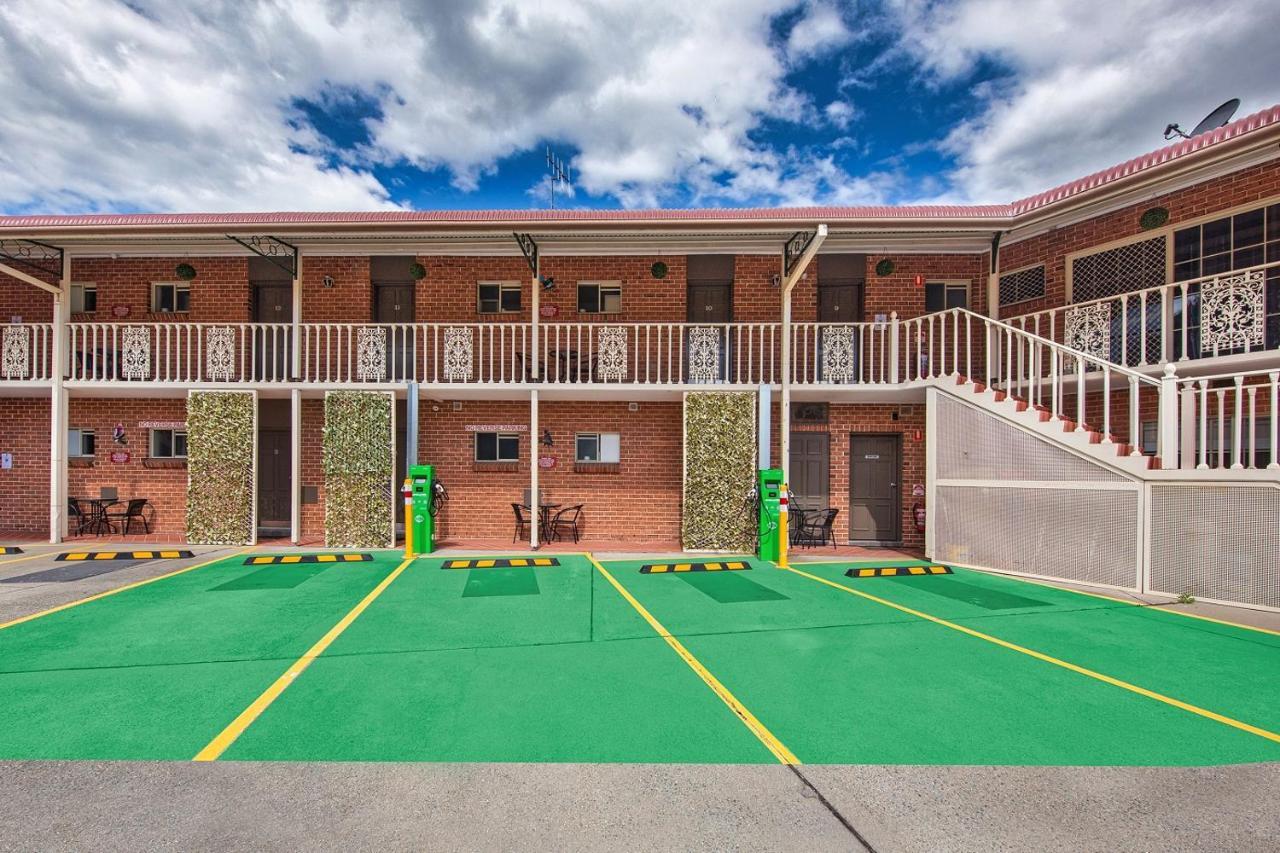 Hamilton'S Queanbeyan Motel 외부 사진