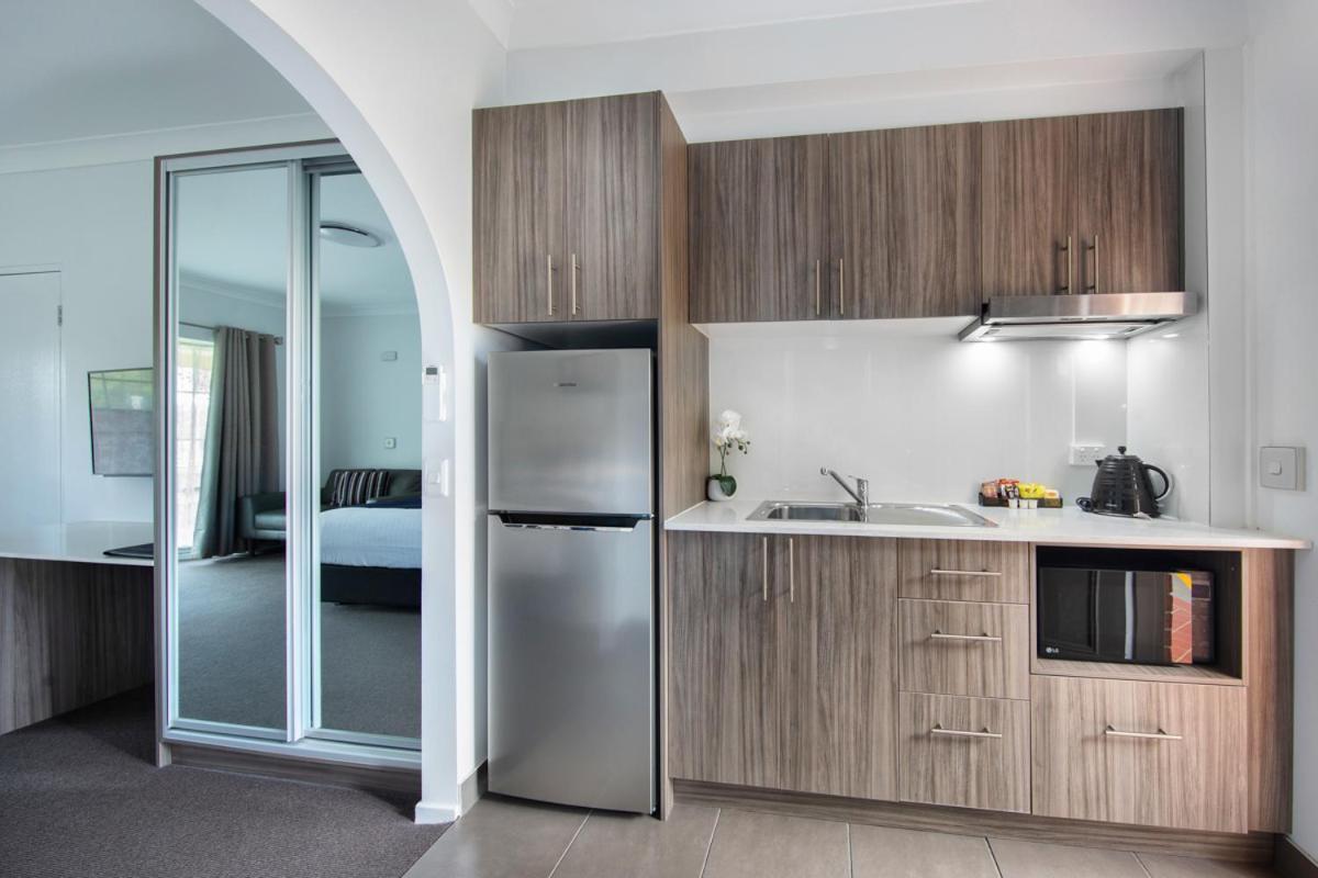 Hamilton'S Queanbeyan Motel 외부 사진
